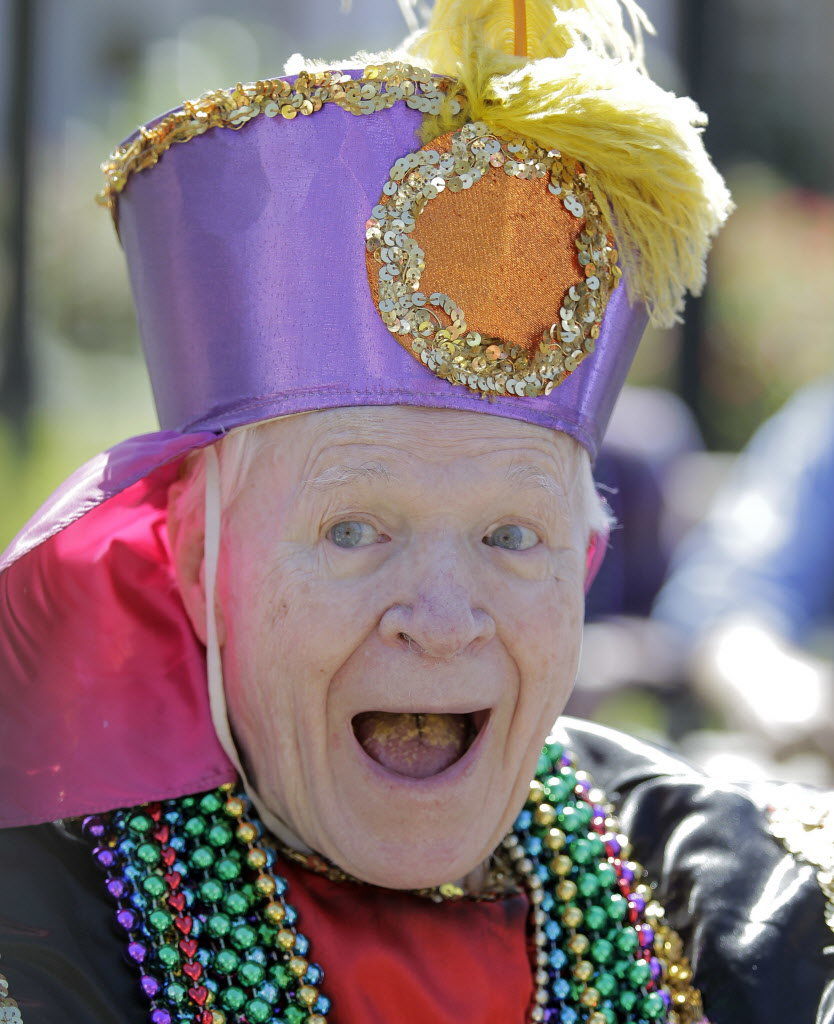Mardi Gras fun on Sunday: Our favorite photos